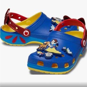 Disney snow white Crocs size 7 woman's new
